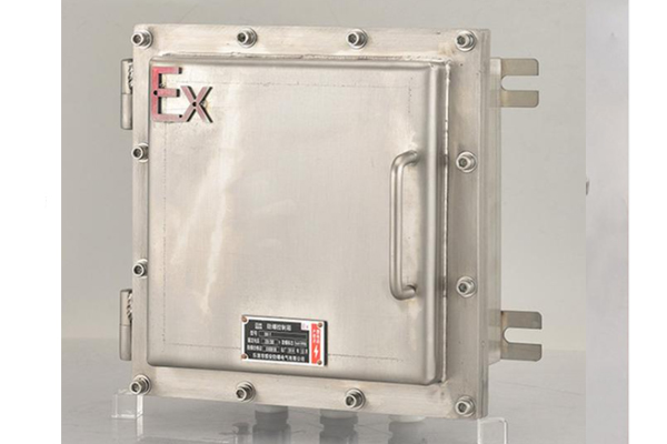 粉塵現(xiàn)場不銹鋼防爆控制箱，粉塵現(xiàn)場防爆接線箱，油庫現(xiàn)場防爆接線箱不銹鋼，不銹鋼防爆接線箱