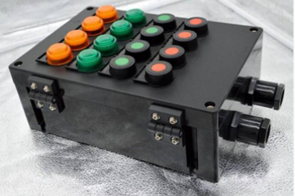 防爆防腐配電箱，化工防腐控制箱，粉塵防腐配電箱，油罐區(qū)防爆防腐控制箱，倉庫防爆防腐控制箱，現(xiàn)場(chǎng)防爆防腐控制箱，氣體防爆防腐控制箱