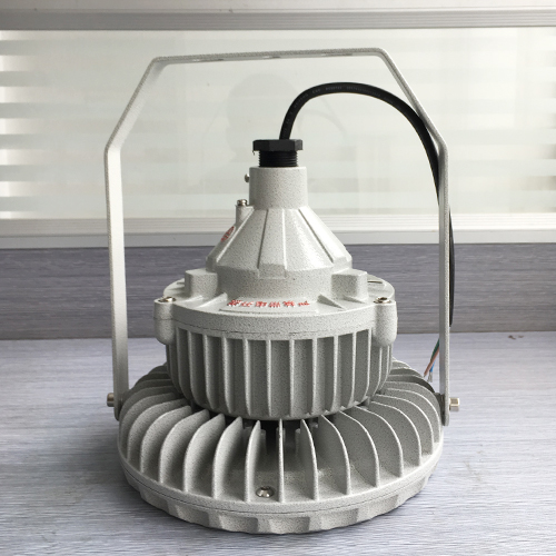 氣體粉塵防爆LED燈，加油站防爆投光燈200W，化工廠專用防爆LED燈，油罐區(qū)防爆LED燈150W
