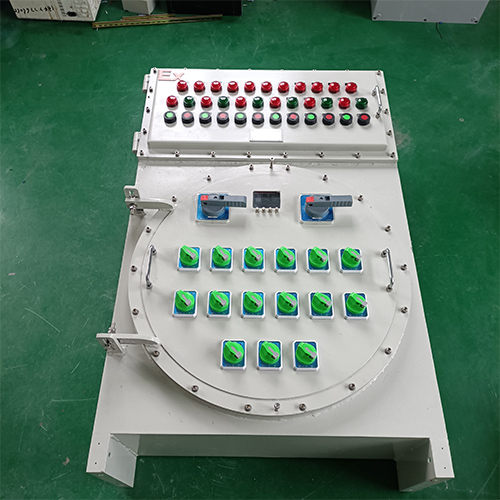 化工天然氣防爆配電柜，燃?xì)馀摲辣潆姽瘢珺XK-T防爆風(fēng)機(jī)事故控制箱，控制柜，