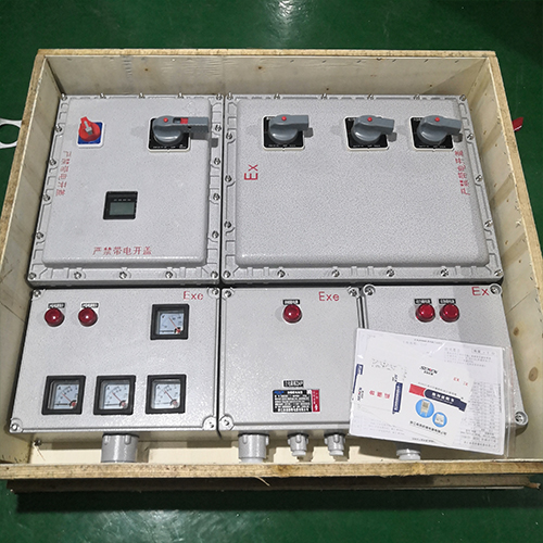 油庫專用防爆控制箱，油庫專用防爆箱，油庫防爆檢修箱，油庫改造防爆照明動力配電箱，